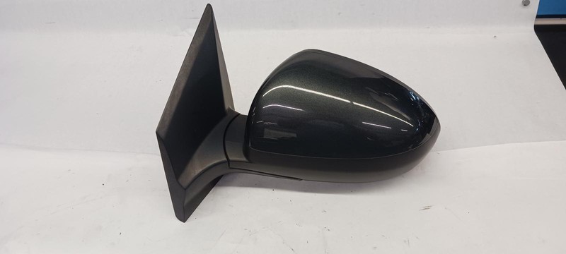 20 CHEVROLET SONIC Left driver Door Mirror power non-heated OEM