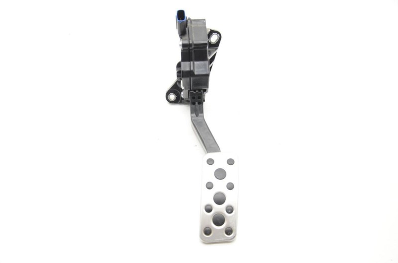18-21 Subaru WRX Accelerator Gas Pedal Assembly 82201VA070