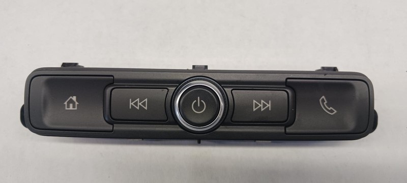 19-'22 CHEVROLET SILVERADO 1500 radio control panel OEM 1 Year Wnty!