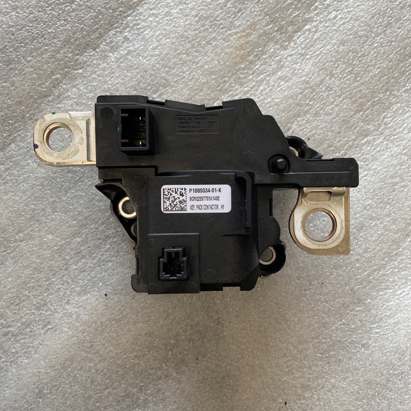 Tesla Model 3 Main Battery Voltage Pack Contactor Switch 1089334-01-K 1560 B31
