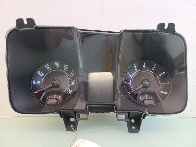 Speedometer Cluster MPH And KPH Opt Umn Coupe LS Fits 10-11 CAMARO 579137