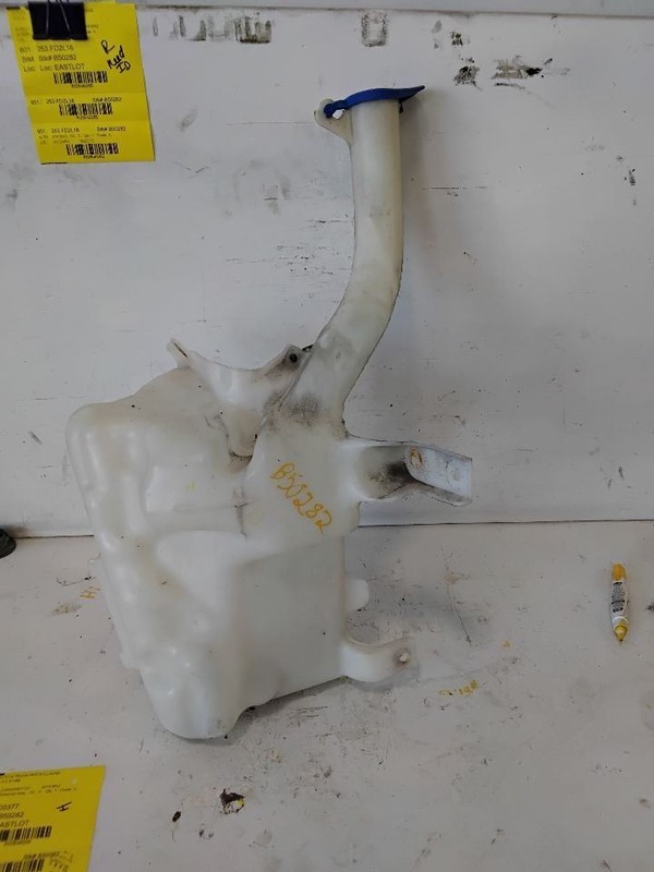 Wash Reservoir Fits 13-16 MKZ 3540208