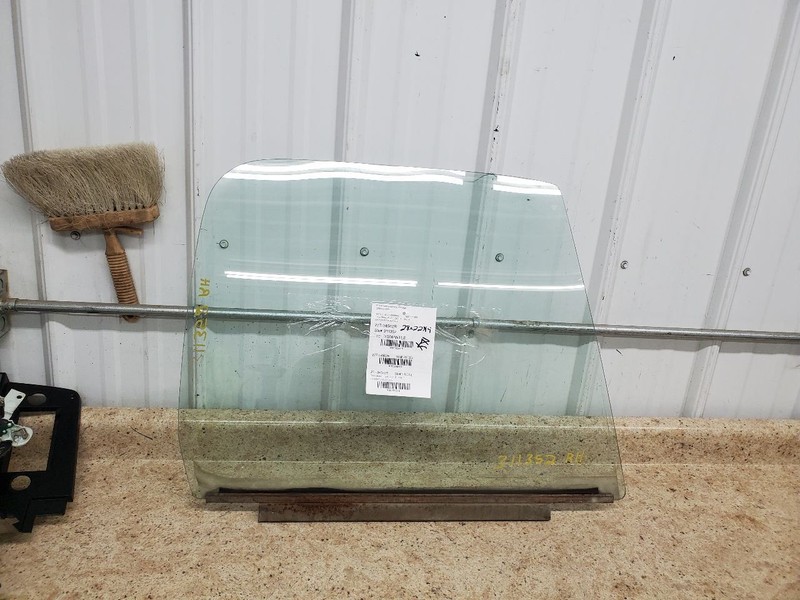 Passenger Right Front Door Glass Fits 81-91 BLAZER/JIMMY (full size) 309518