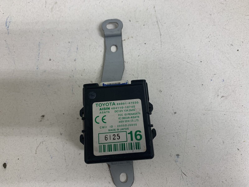 2004-2009 Toyota Prius Oscillator Door Module Computer 89991-47030