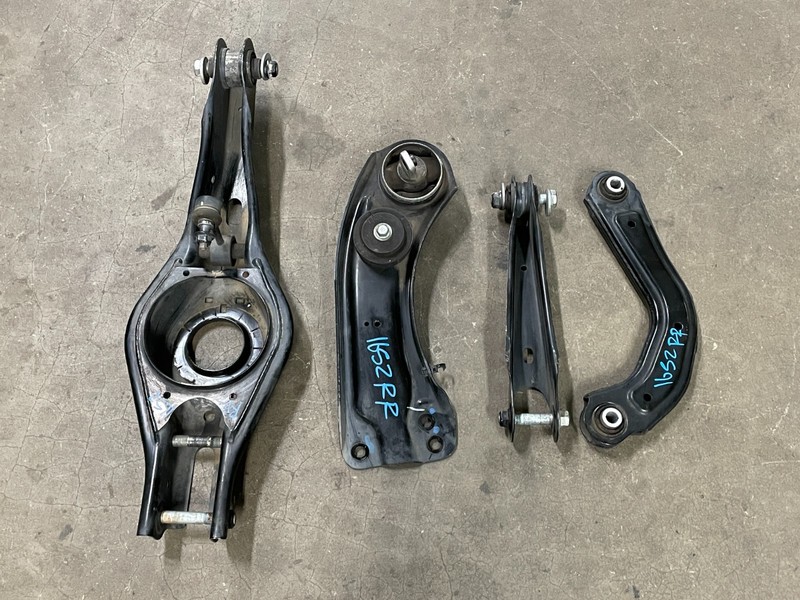 21 22 23 24 Kia K5 Rear Right Passenger Upper Lower Control Arm Set 1652 OEM