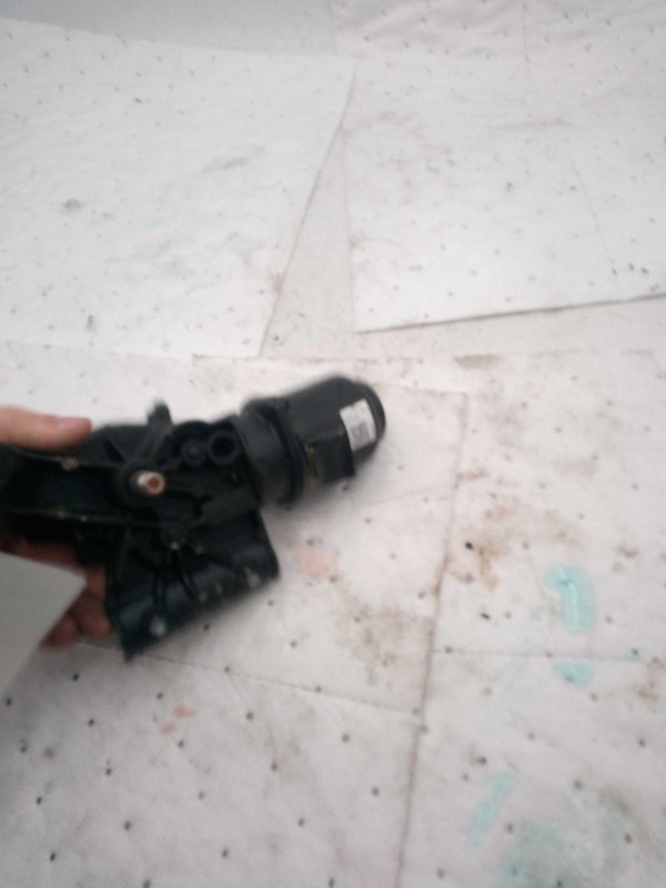 Used Windshield Wiper Motor fits: 2008 Subaru Legacy assembly Grade B