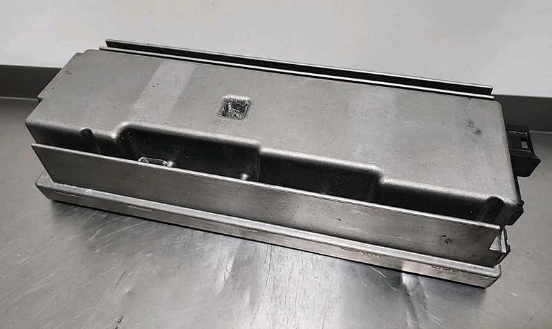 9249610 | 09 - 13 BMW E70 E71 E89 Top Hifi Amp Lear Radio Amplifier OEM
