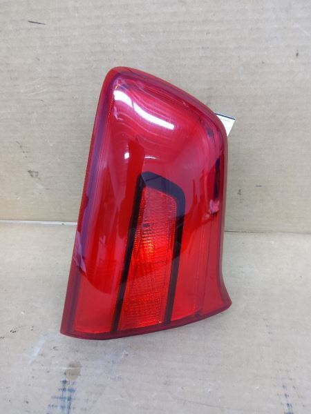 Driver Tail Light Gate Mounted Incandescent Fits 14-16 SPORTAGE 269389