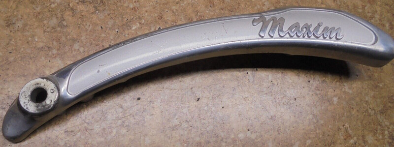1985 Yamaha XJ700 XJ 700 Maxim Right Rear Back Fender Rail Guard Cover Mount 85