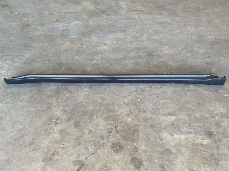 2025 25 Kia K4 Right Passenger Side Skirt Rocker Panel Molding Trim 1639 OEM