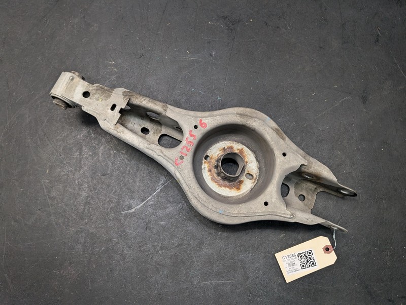 Rear Right Spring Lower Control Arm 2021 Chevrolet Malibu 84309090 2016 - 2024