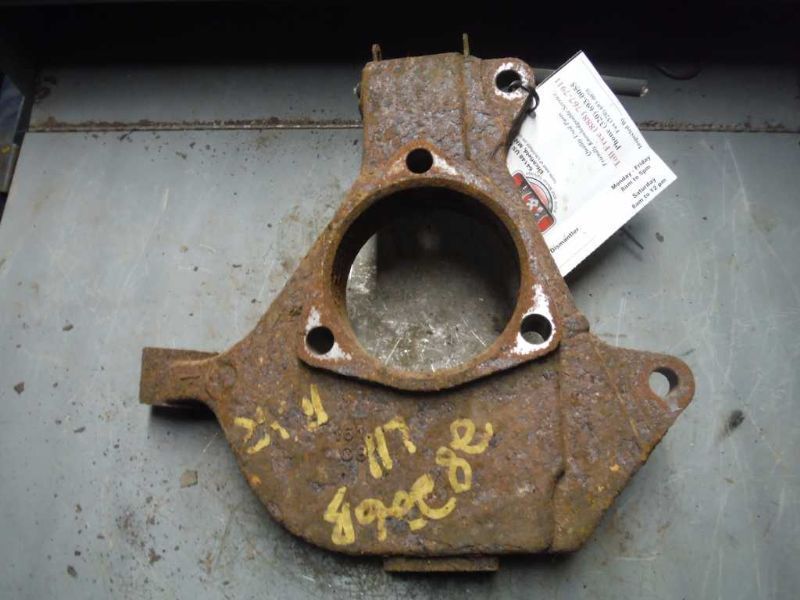 99 00 01 02 03 04 05 06 07 SILVERADO 1500 L. FRT SPINDLE/KNUCKLE 6 LUG WHEEL