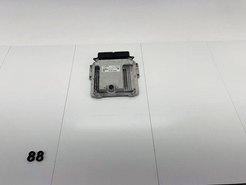 16-17 HYUNDAI ELANTRA GT 2.0L L4 GAS ENGINE CONTROL COMPUTER MODULE ECU ECM OEM