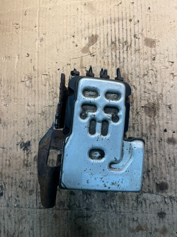 2006 - 2007 Chevy Express GMC Savana 1500 2500 ABS Anti Lock Brake Pump V2174 DG