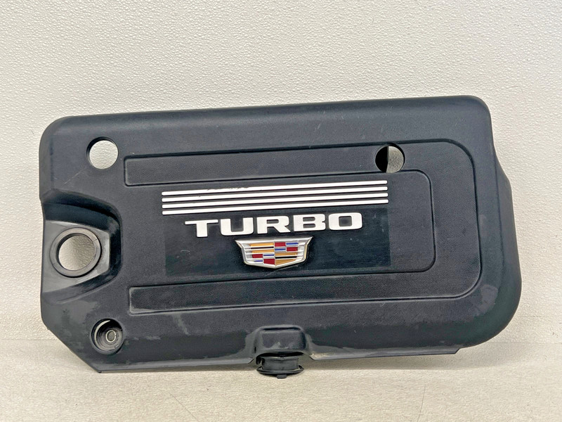 ⭐2019-2025 CADILLAC XT4 ENGINE TOP COVER & AIR CLEANER OUTLET RESONATOR LOT2679