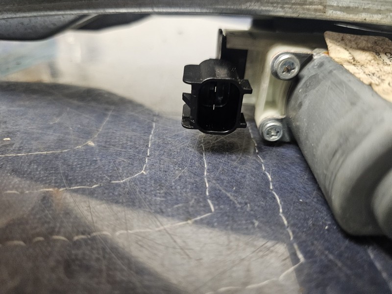 2014 FORD FOCUS REAR LEFT DRIVER DOOR Regulator