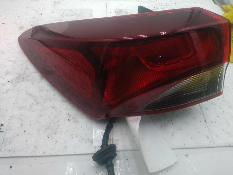 2021 Chevrolet Trailblazer Left Tail Light Assembly Grey 737360 146K Miles