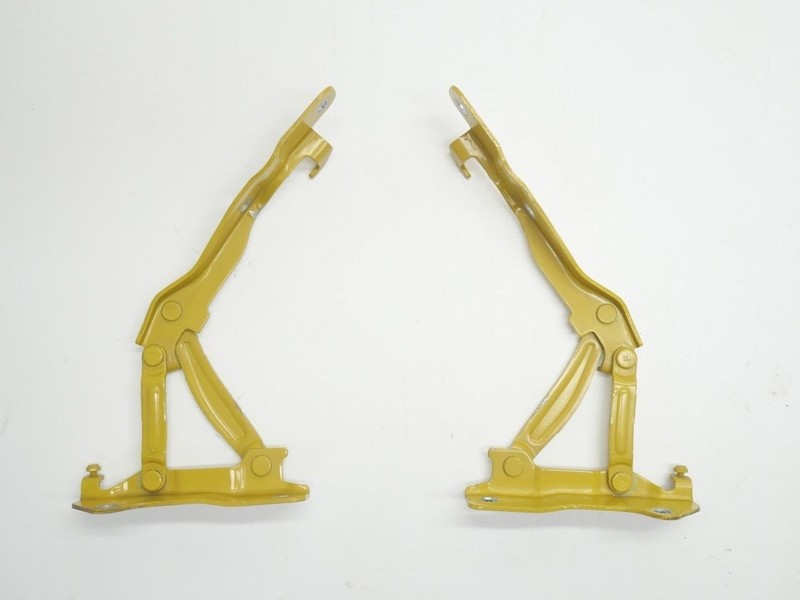 2014-2019 Kia Soul Hood Hinge Pair Set (2) OEM *Yellow*