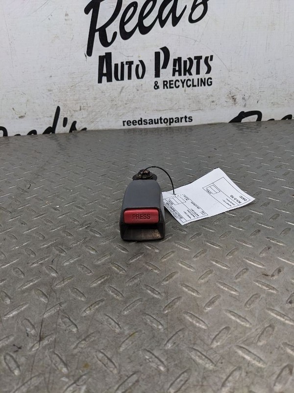Seat Belt Front Bucket Seat Coupe Passenger Buckle Fits 00 CIVIC 1182864