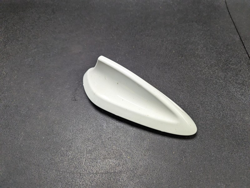 Roof Fin Shark Antenna Alpine White 2018 BMW X1 9291487 2016 2017 2019