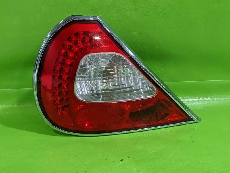 04 05 06 JAGUAR XJ8L DRIVER LEFT TAILLIGHT LAMP OEM 4544-58