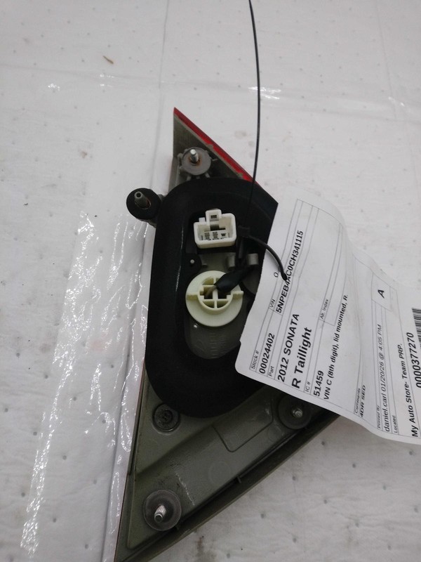 2012 Hyundai Sonata Right Tail Light Assembly Red OEM Used 158K Miles
