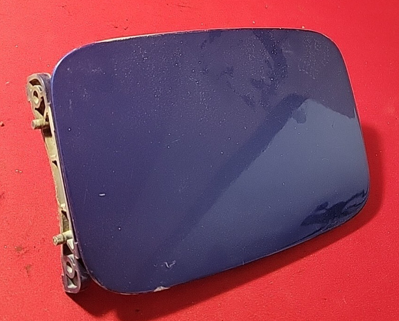 2005 - 2011 Volvo S40 Fuel Filler Door W/ Cap Blue
