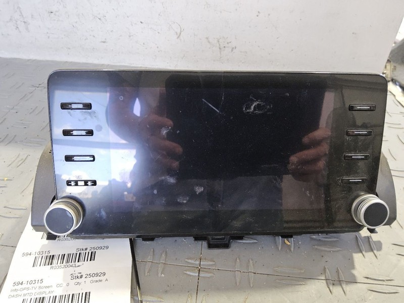 2018-2022 Honda Accord Front 8" Display Screen w/o Navigation