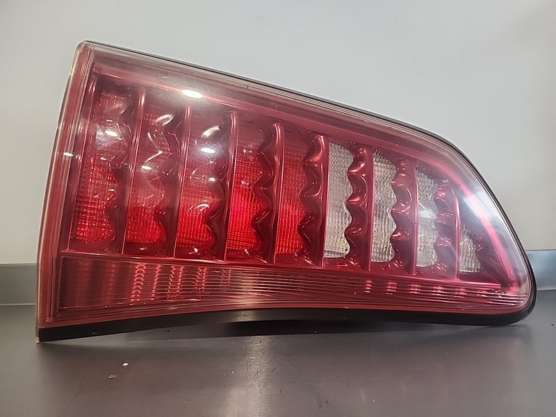 Infiniti QX80 QX56 LED Left Inner Tail Light 2011 - 2017 Halogen LH LR OEM