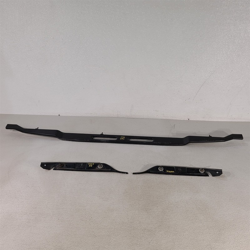 2003 Mustang GT Aa7469 Rear Bumper Brackets Set (3)