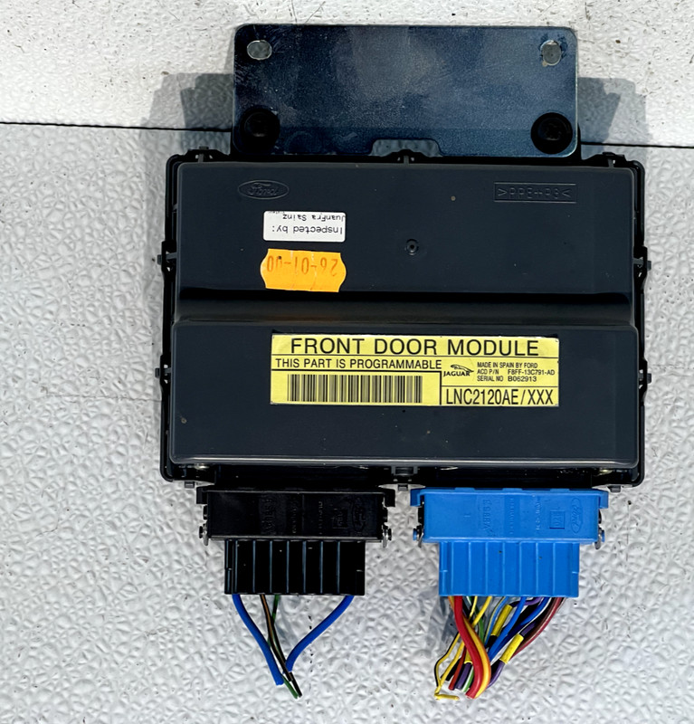 98-03 Jaguar XJ8 VDP Front Left or Right Door Control Module OEM