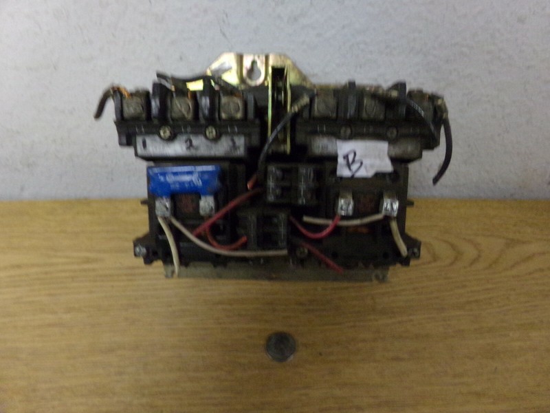 Allen Bradley 509-BOD Series B Starter w/ 1 Blue AB Cat No 599-K04 Series C