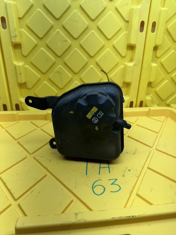 2011-2015 Bmw135 335 X1 Engine Over Flow Coolant Expansion Tank Bottle Oem