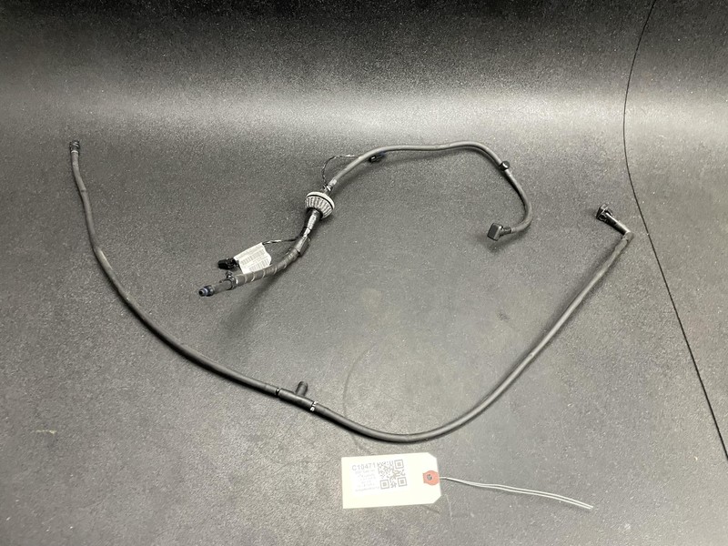 2PC Front Windshield &Rear Wiper Hose w/ Nozzle 2021 Cadillac XT4 Luxury