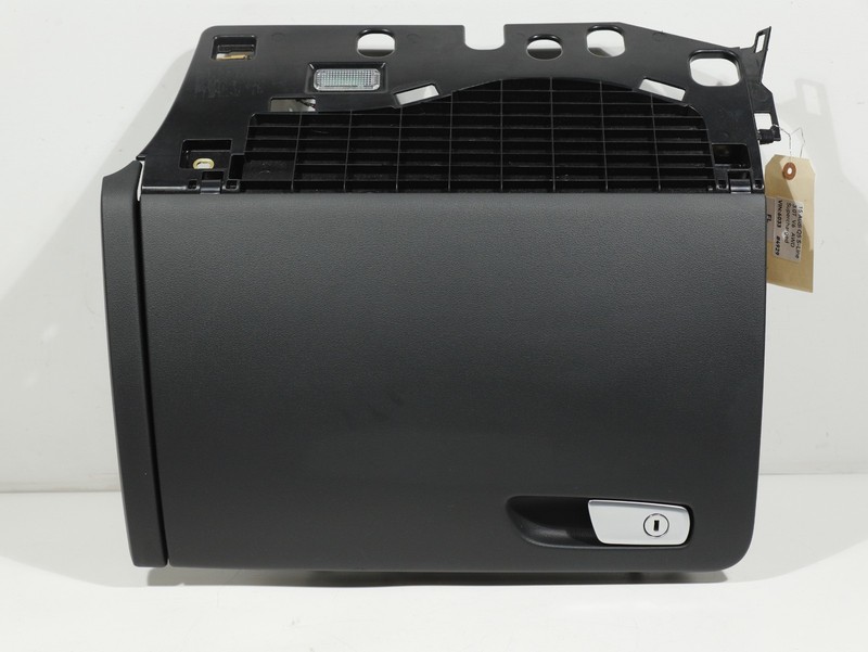13-17 Audi Q5 Front Dash Dashboard Glove Box Storage Compartment 8R1857035F OEM