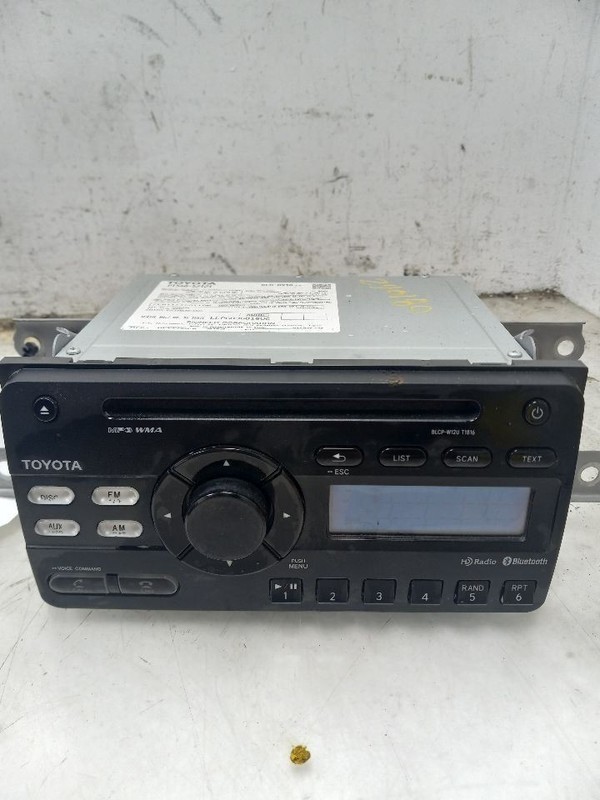 12 13 14 TOYOTA YARIS HATCHBACK DISPLAY AM FM CD AUDIO EQUIPMENT PT546-52121