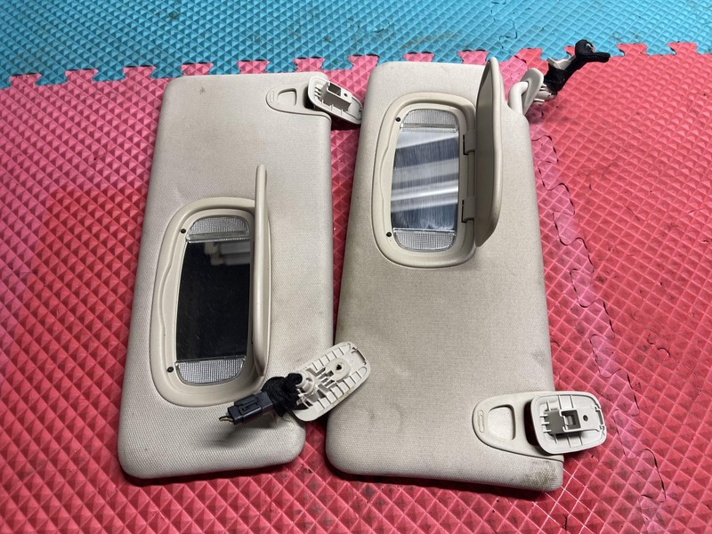 15 16 17 Chrysler 200 Right Left Side Sun Visor Sunvisor Sun Shade SET of 2 OEM
