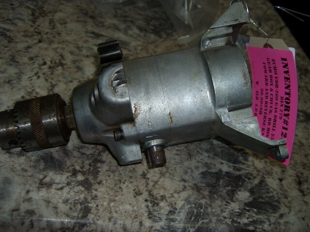 Echo edr-260 gear box and chuck READ DESCRIPTION gas drill part bin 279