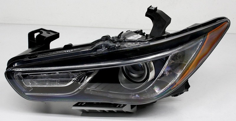 OEM Left Driver Side HID Headlamp For Infiniti QX60 26060-9NF0D Tab Missing