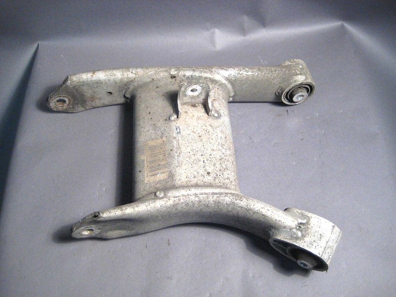 BMW E39 5 Series Right Rear Lower H Control Arm 1997-2003 4dr Sedan OEM USED