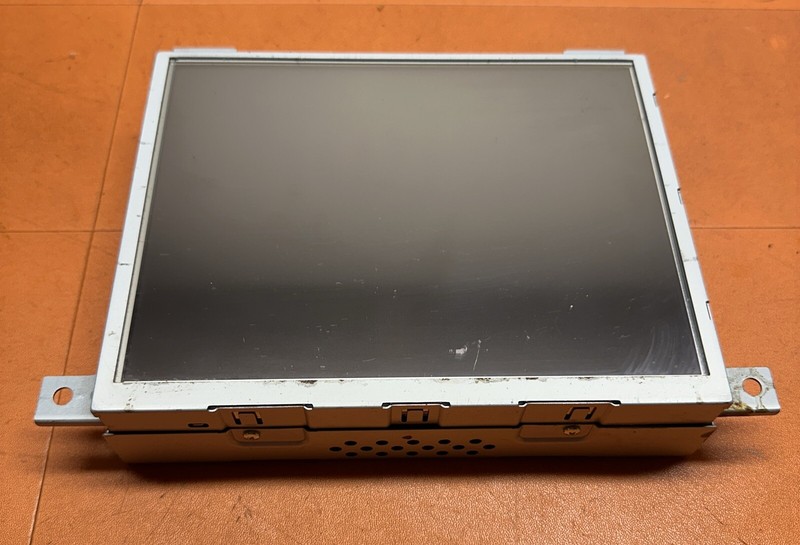 05064632AK | 11-2014 CHRYSLER 300 Navigation GPS 8.4" Display Screen Monitor OE