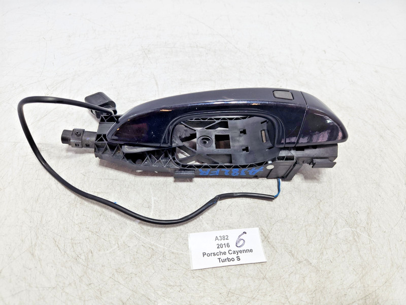 ✅ 11-18 OEM Porsche Cayenne Turbo S 958 Front Right Door Exterior Handle Black