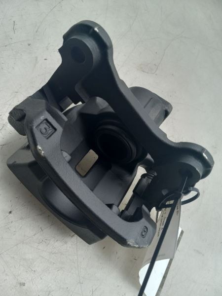 Passenger Right Caliper Rear Fits 13-19 LEXUS GS350