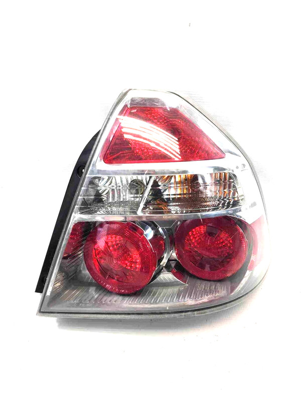 2008 Aveo Ntbk RH Passenger Side Tail Light Assembly light Scratches and Dust
