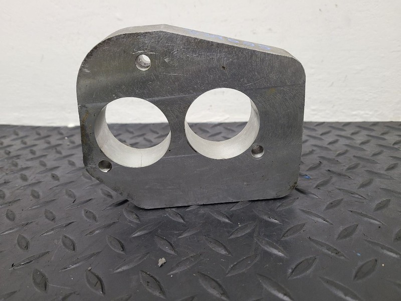 93 Chevrolet Suburban 2500 7.4L Aluminum Throttle Body Spacer 8-454 OEM 17093049