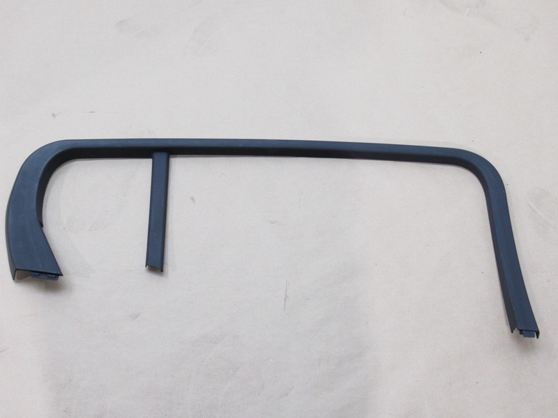 Kia Stinger GT1 2019 Rear Left Window Frame Cover Panel Trim 18-23 *