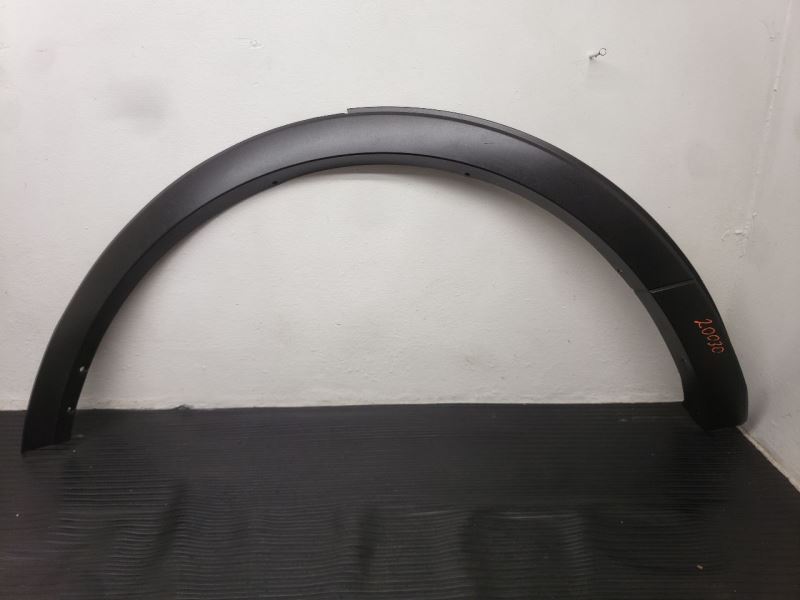 11-19 Ford Explorer Rear Right Passenger Quarter Moulding OEM FB5Z-7829164-AA