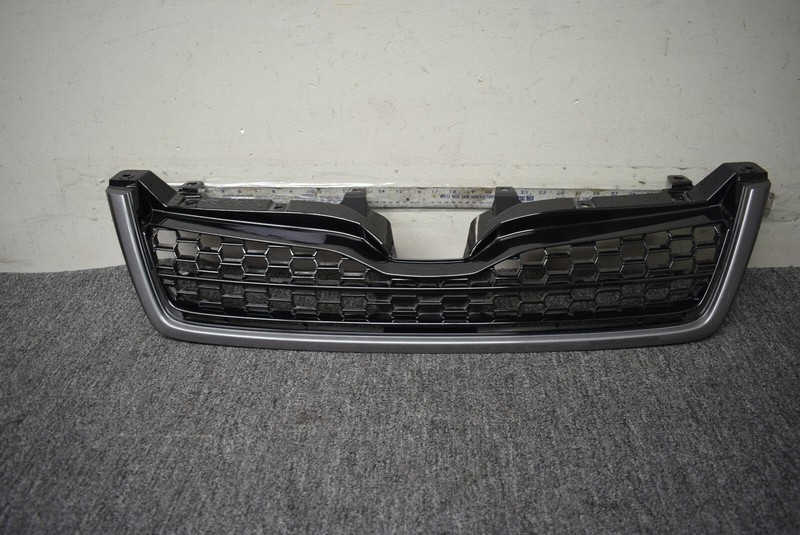 2014-2015 SUBARU FORESTER FRONT LOWER GRILLE FACTORY OEM
