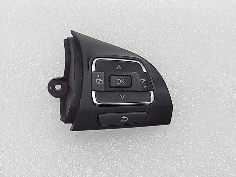 2012-2018 Volkswagen Jetta Right Steering Wheel Control Switch 5C0959538B