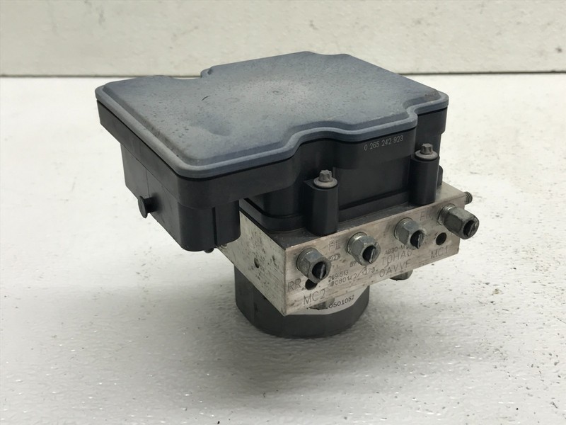 2012-2014 Honda CR-V ABS Antilock Brake Pump Control Module Assembly OEM